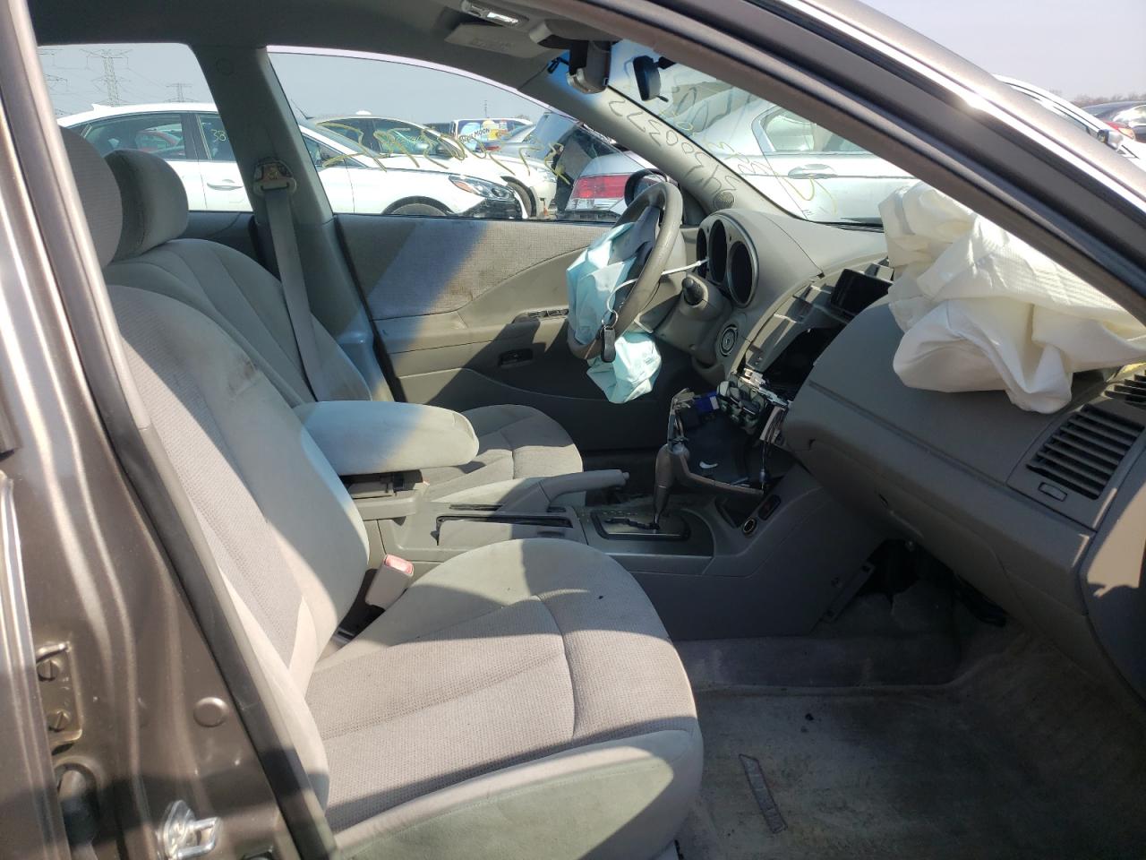 Photo 5 from auction – 2004 NISSAN ALTIMA BAS with VIN 1N4AL11D34C165554