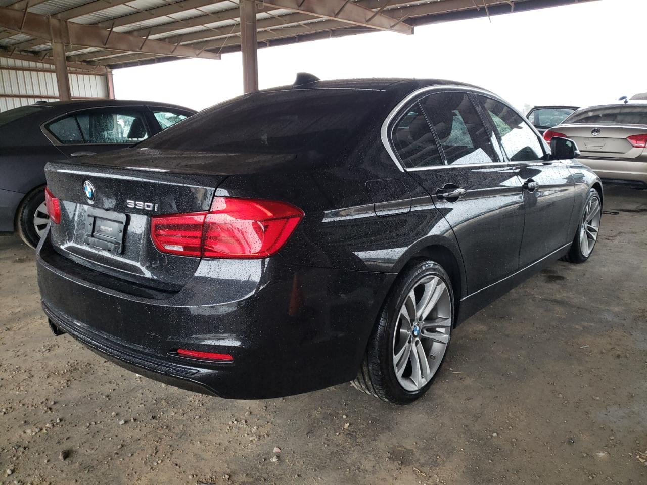 Photo 4 from auction – 2017 BMW 330 I with VIN WBA8B9G31HNU55145