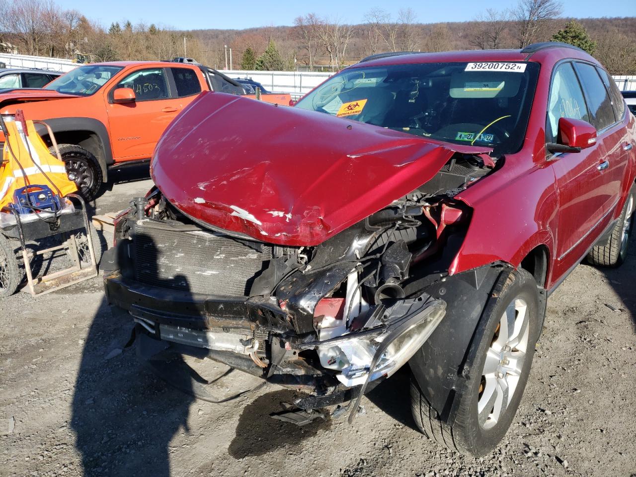 Photo 9 from auction – 2014 CHEVROLET TRAVERSE L with VIN 1GNKVJKD6EJ179069