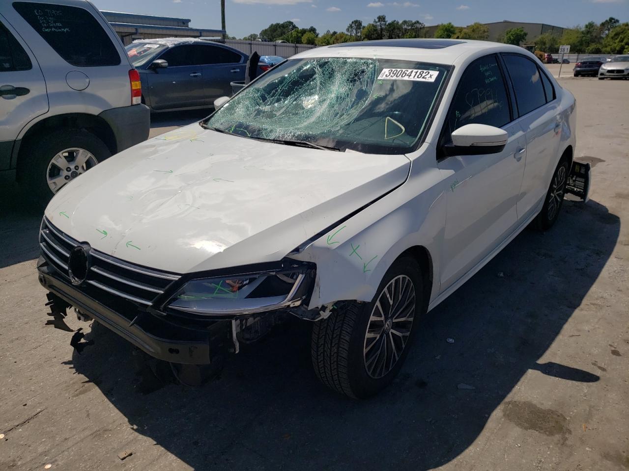 Photo 2 from auction – 2017 VOLKSWAGEN JETTA SE with VIN 3VWDB7AJ4HM393423