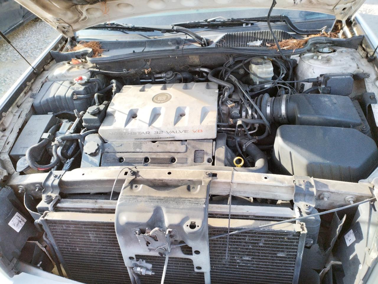 Photo 7 from auction – 2001 CADILLAC DEVILLE with VIN 1G6KE57Y71U181906
