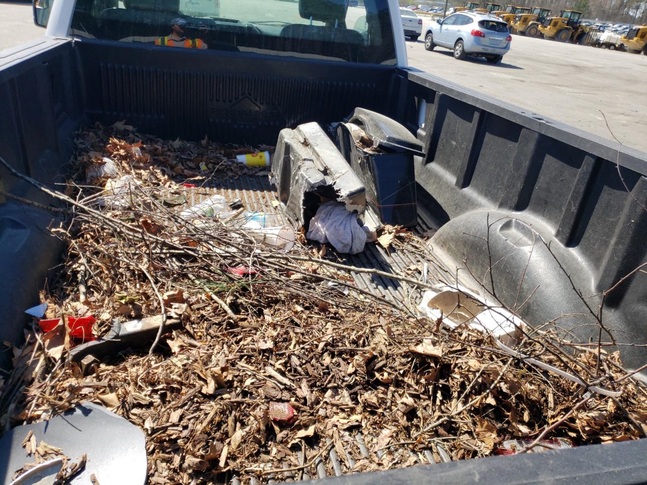 Photo 6 from auction – 2017 FORD F150 with VIN 1FTMF1C83HKD22686