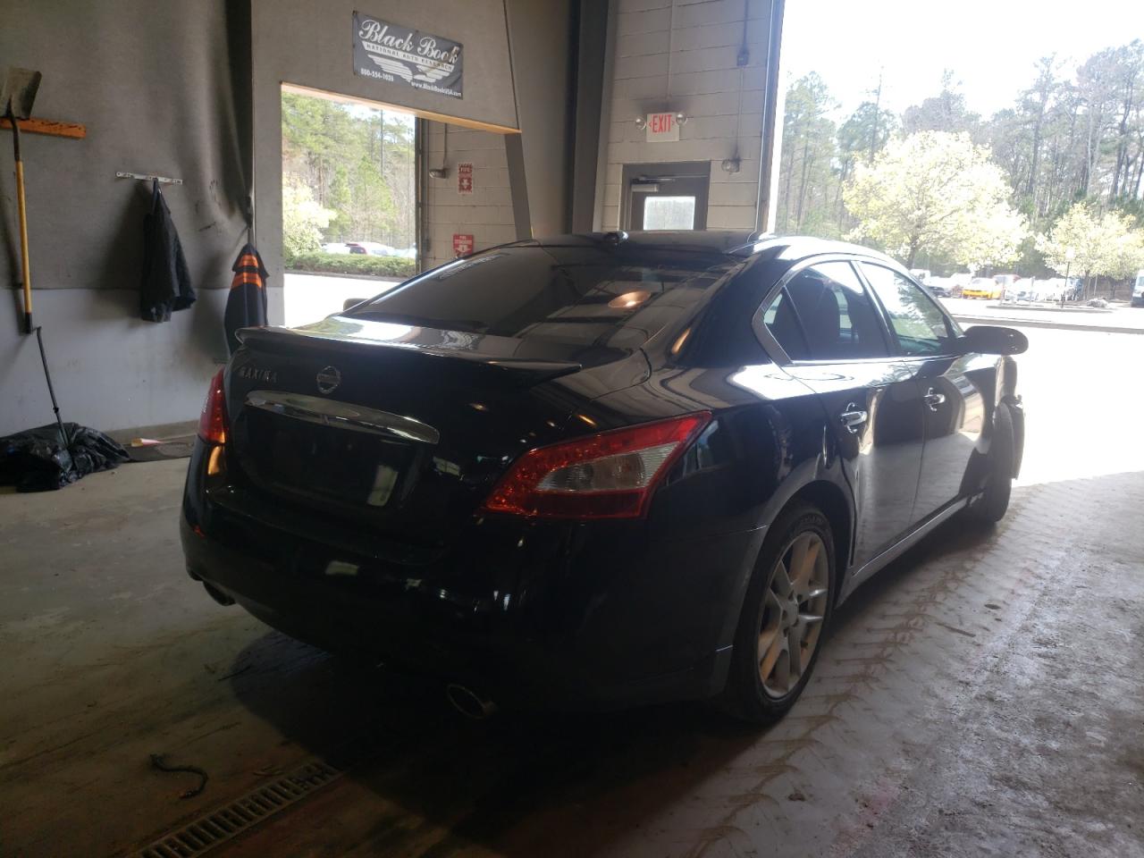 Photo 4 from auction – 2011 NISSAN MAXIMA with VIN 1N4AA5AP1BC851712