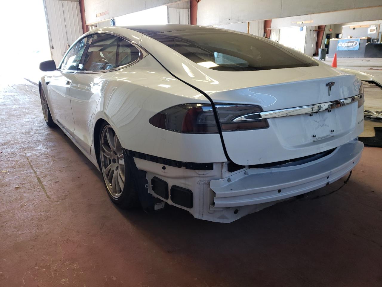 Photo 3 from auction – 2020 TESLA MODEL S with VIN 5YJSA1E28LF398022