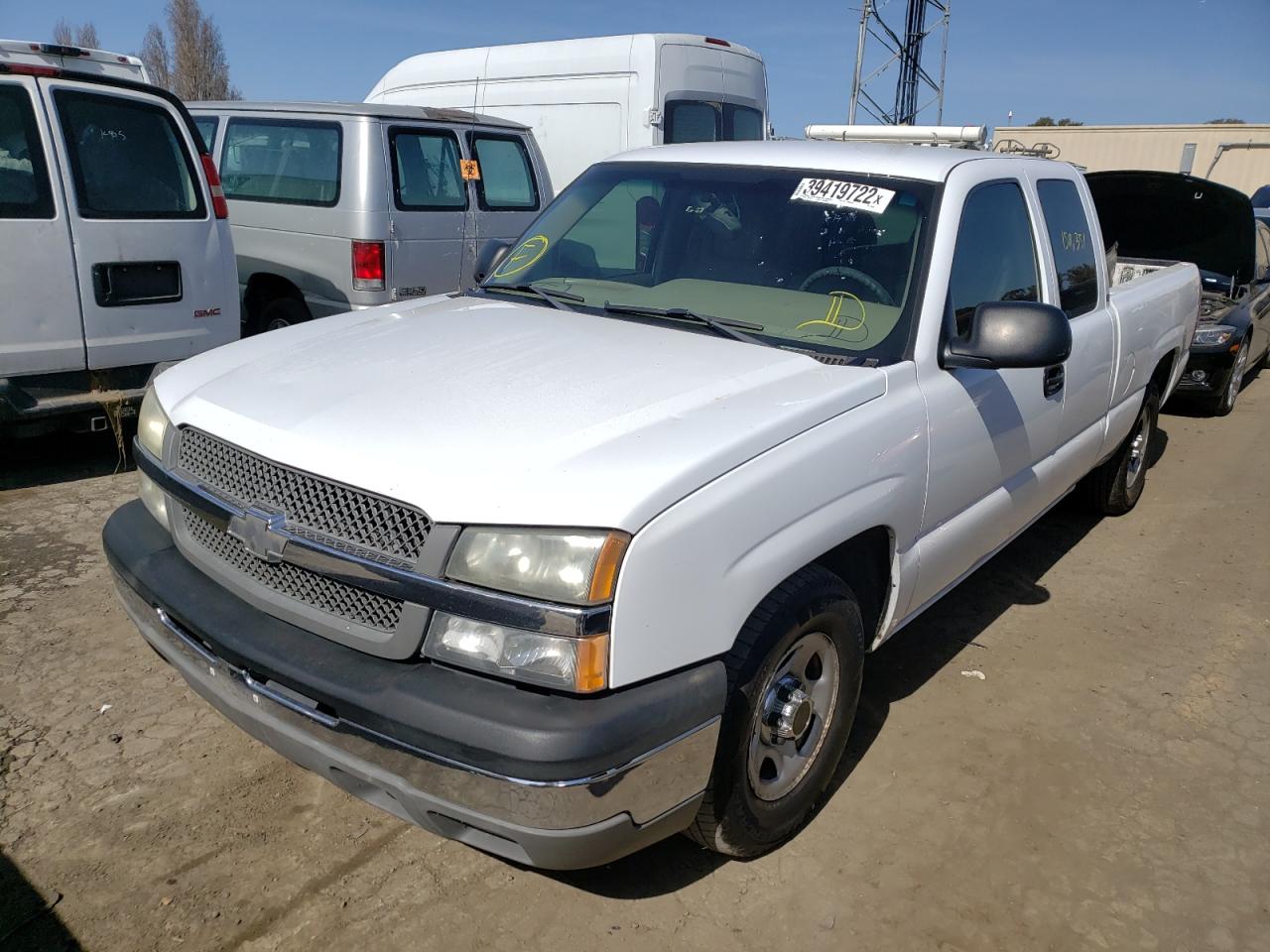 Photo 2 from auction – 2003 CHEVROLET SILVERADO with VIN 1GCEC19V13Z298530