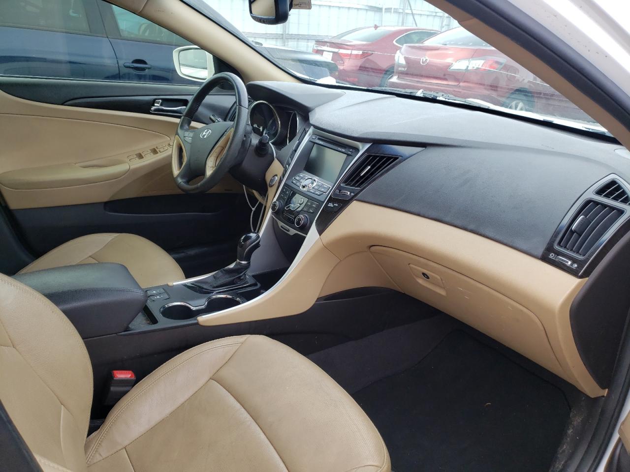 صورة رقم 5 من المزاد - 2011 HYUNDAI SONATA SE مع VIN 5NPEC4AC3BH299065