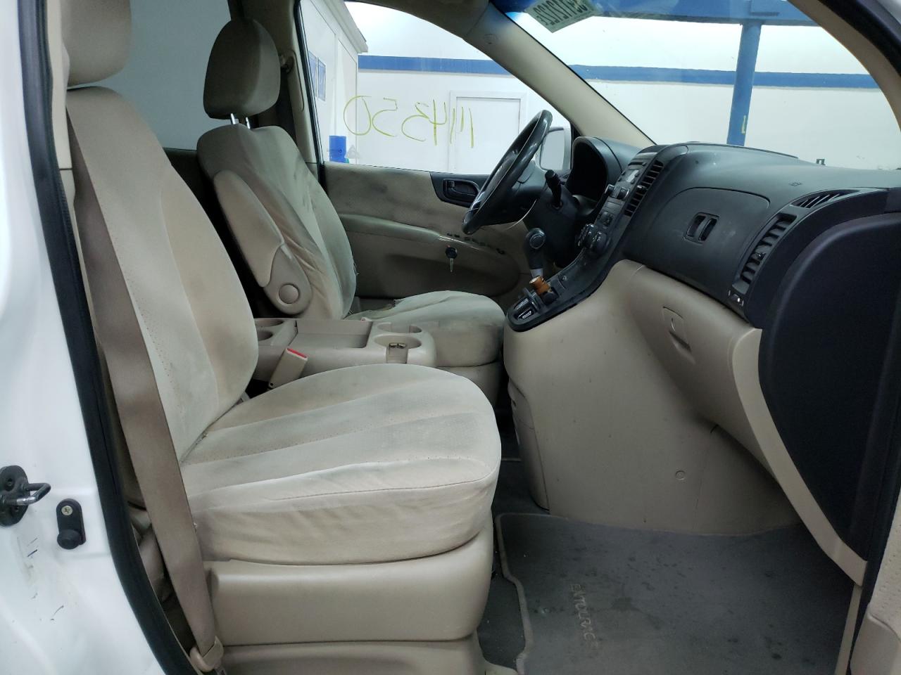 Photo 5 from auction – 2008 HYUNDAI ENTOURAGE with VIN KNDMC233X86053145