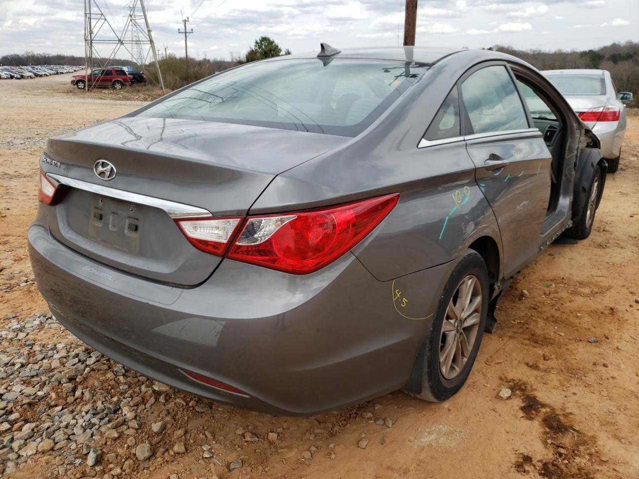 Photo 4 from auction – 2013 HYUNDAI SONATA GLS with VIN 5NPEB4AC4DH647798
