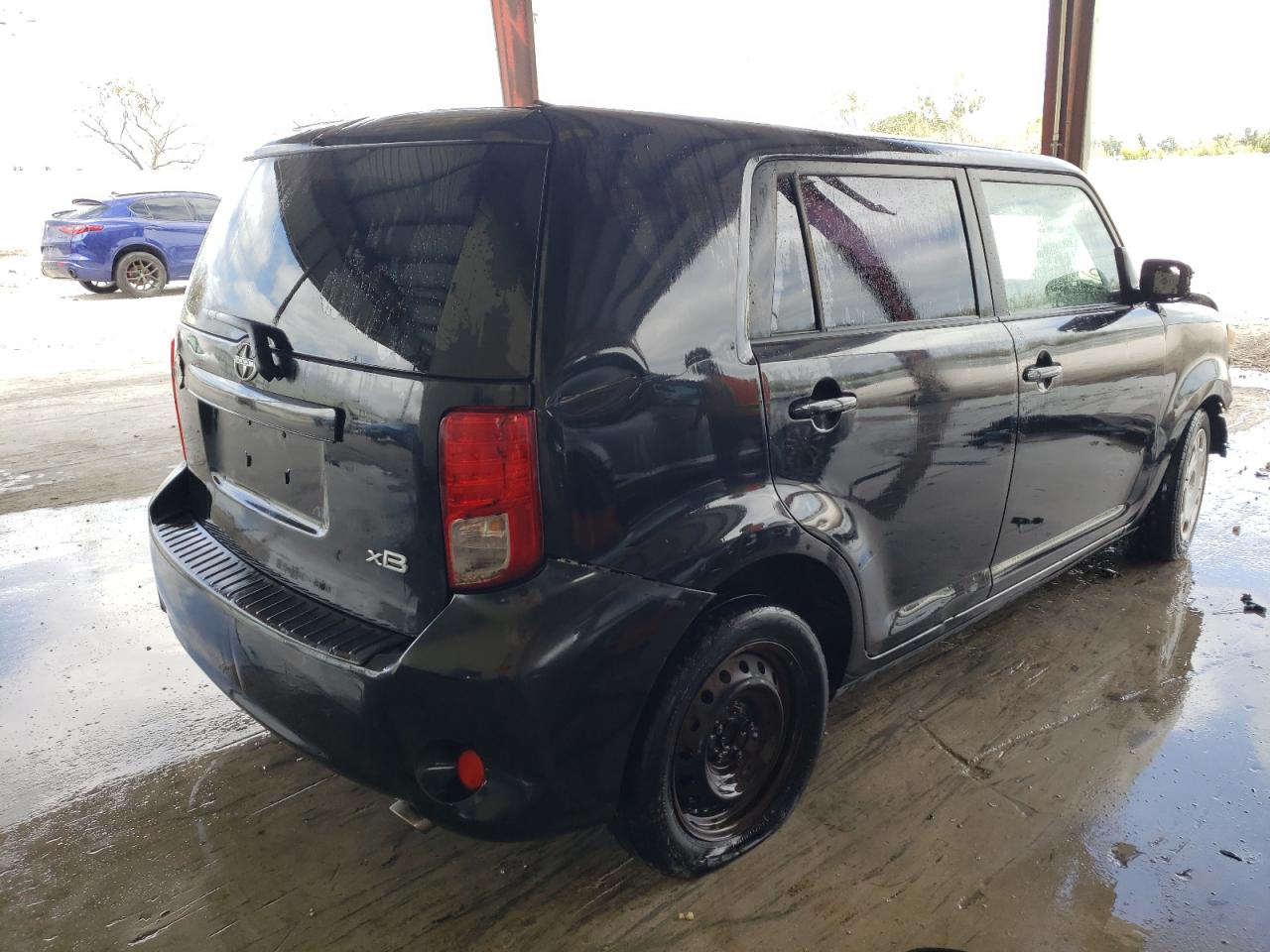 Photo 4 from auction – 2011 TOYOTA SCION XB with VIN JTLZE4FE9B1135837