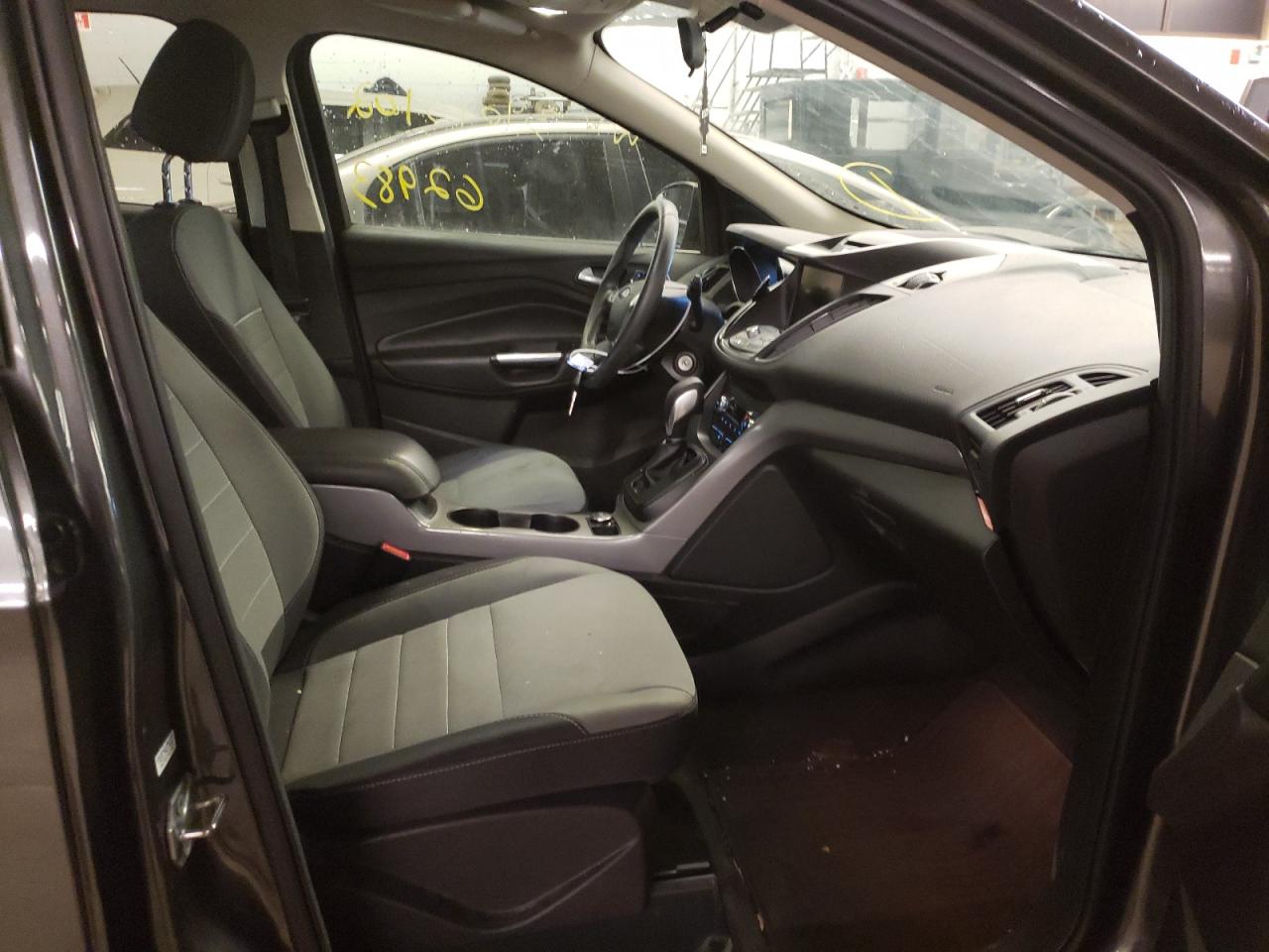 Photo 5 from auction – 2015 FORD ESCAPE SE with VIN 1FMCU0G97FUC36776