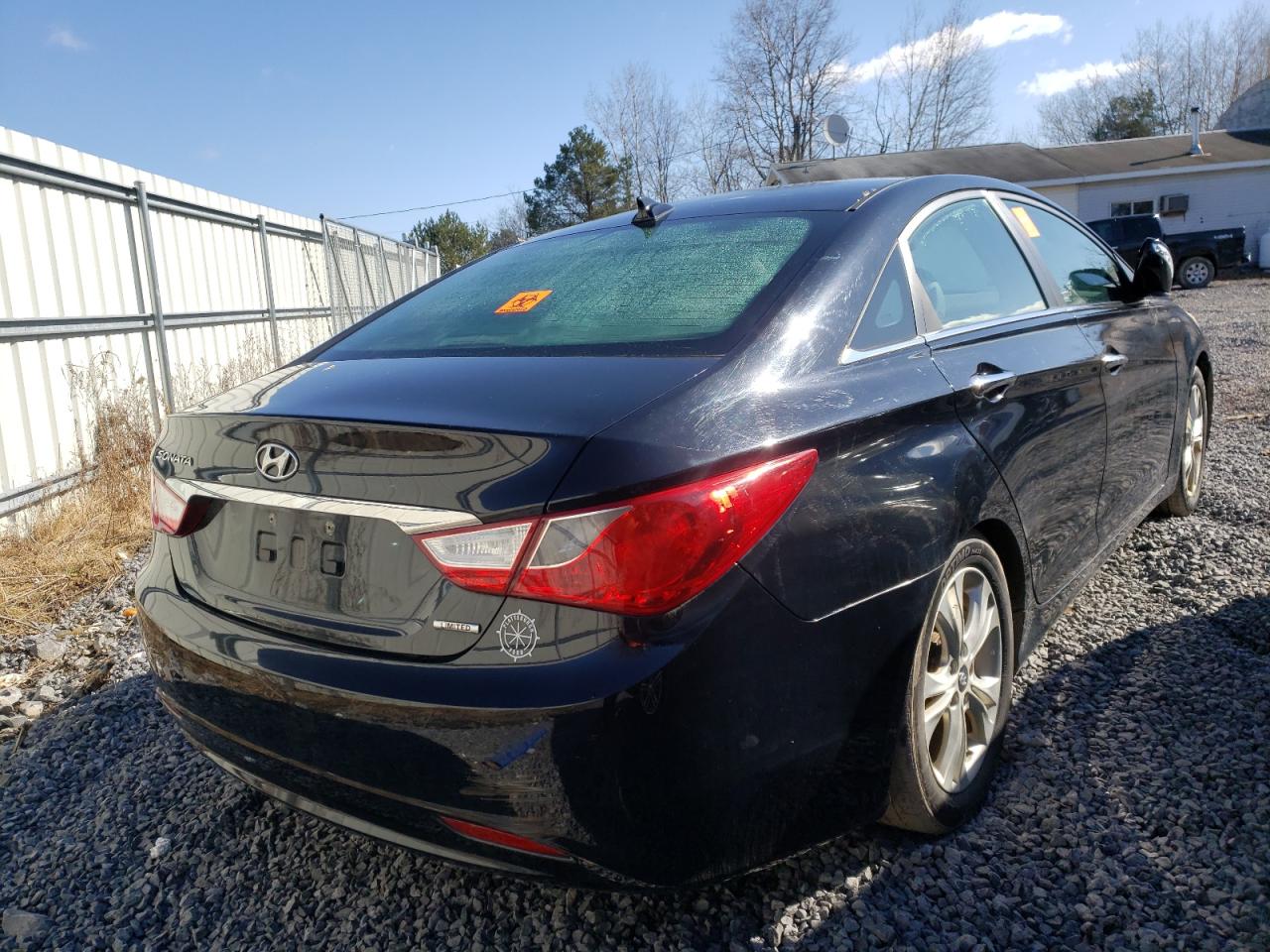 Photo 4 from auction – 2013 HYUNDAI SONATA SE with VIN 5NPEC4AC6DH781659