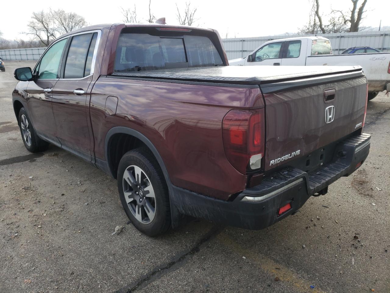 Photo 3 from auction – 2017 HONDA RIDGELINE with VIN 5FPYK3F74HB034031