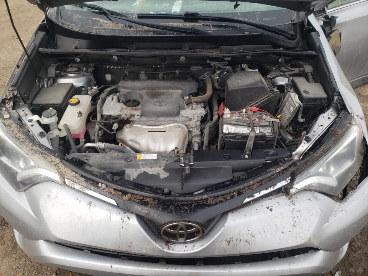 Photo 7 from auction – 2018 TOYOTA RAV4 LE with VIN 2T3BFREV0JW711422