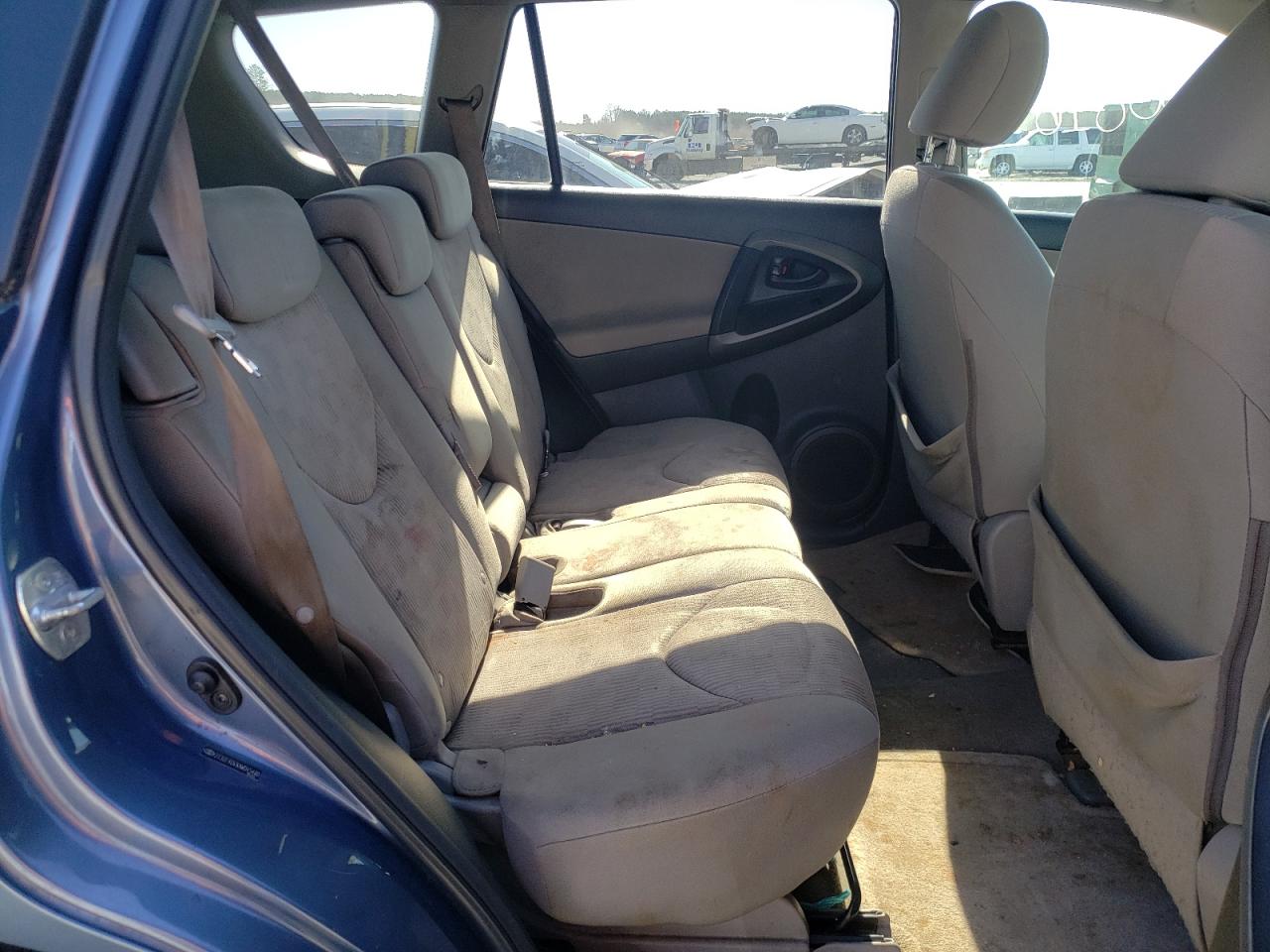 Photo 6 from auction – 2010 TOYOTA RAV4 with VIN 2T3ZF4DVXAW045480