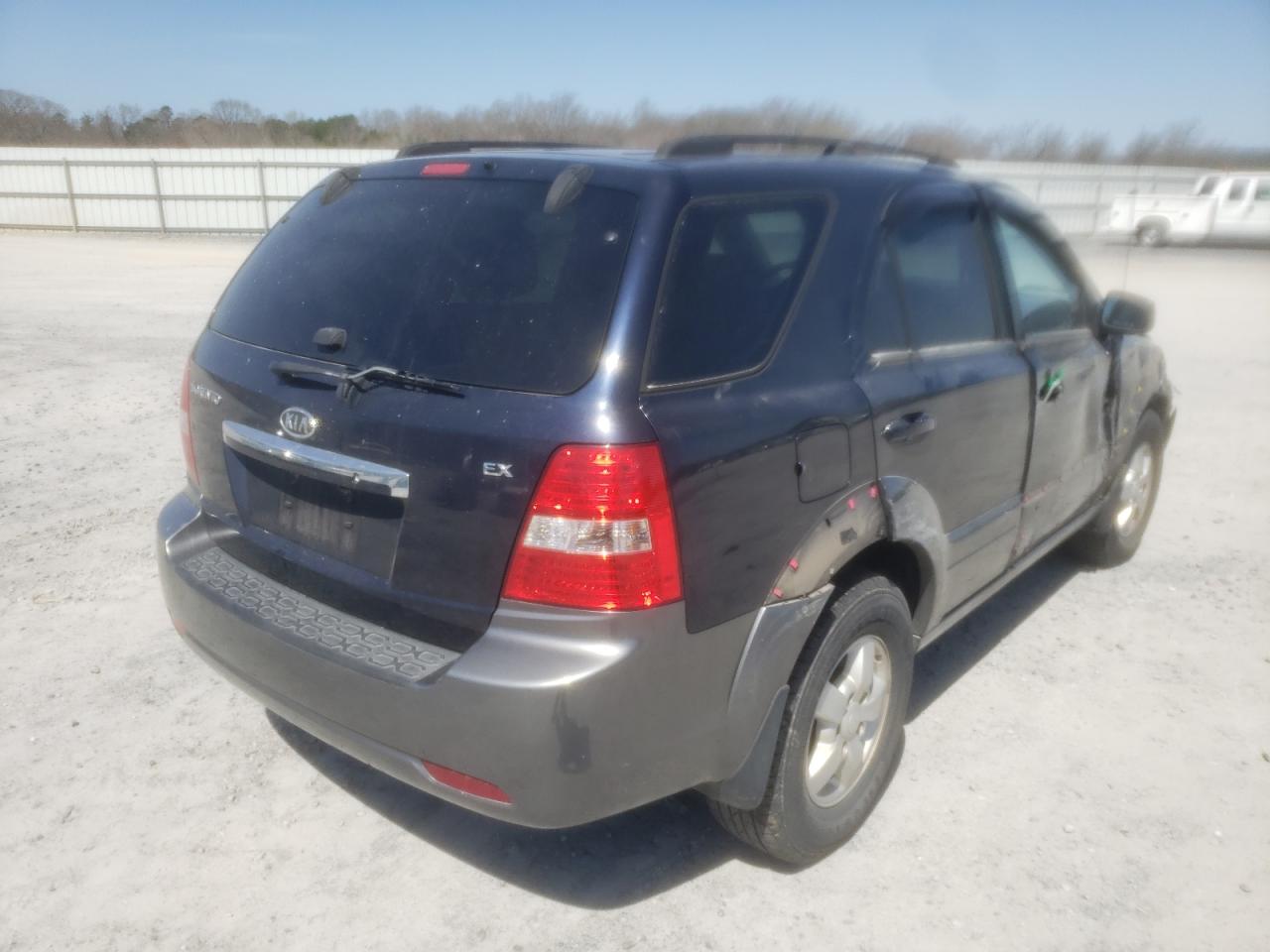Photo 4 from auction – 2008 KIA SORENTO EX with VIN KNDJD736385810433