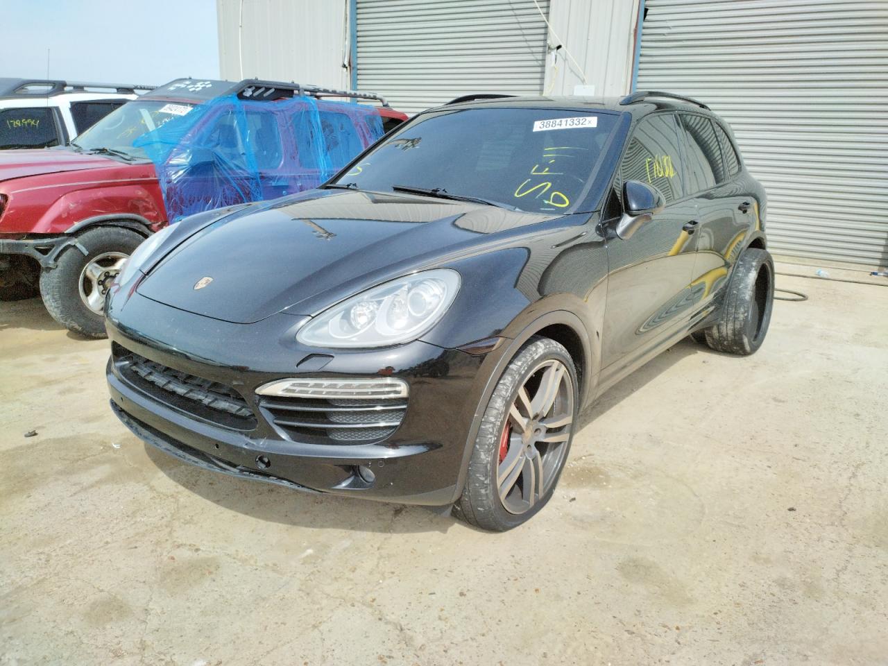 Photo 2 from auction – 2011 PORSCHE CAYENNE with VIN WP1AA2A23BLA05562