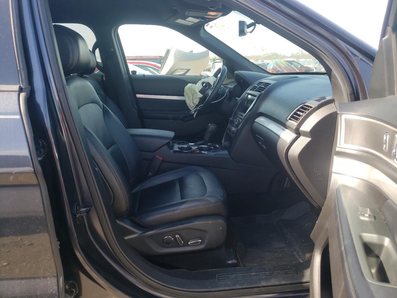 Photo 5 from auction – 2017 FORD EXPLORER X with VIN 1FM5K7DH6HGD40986