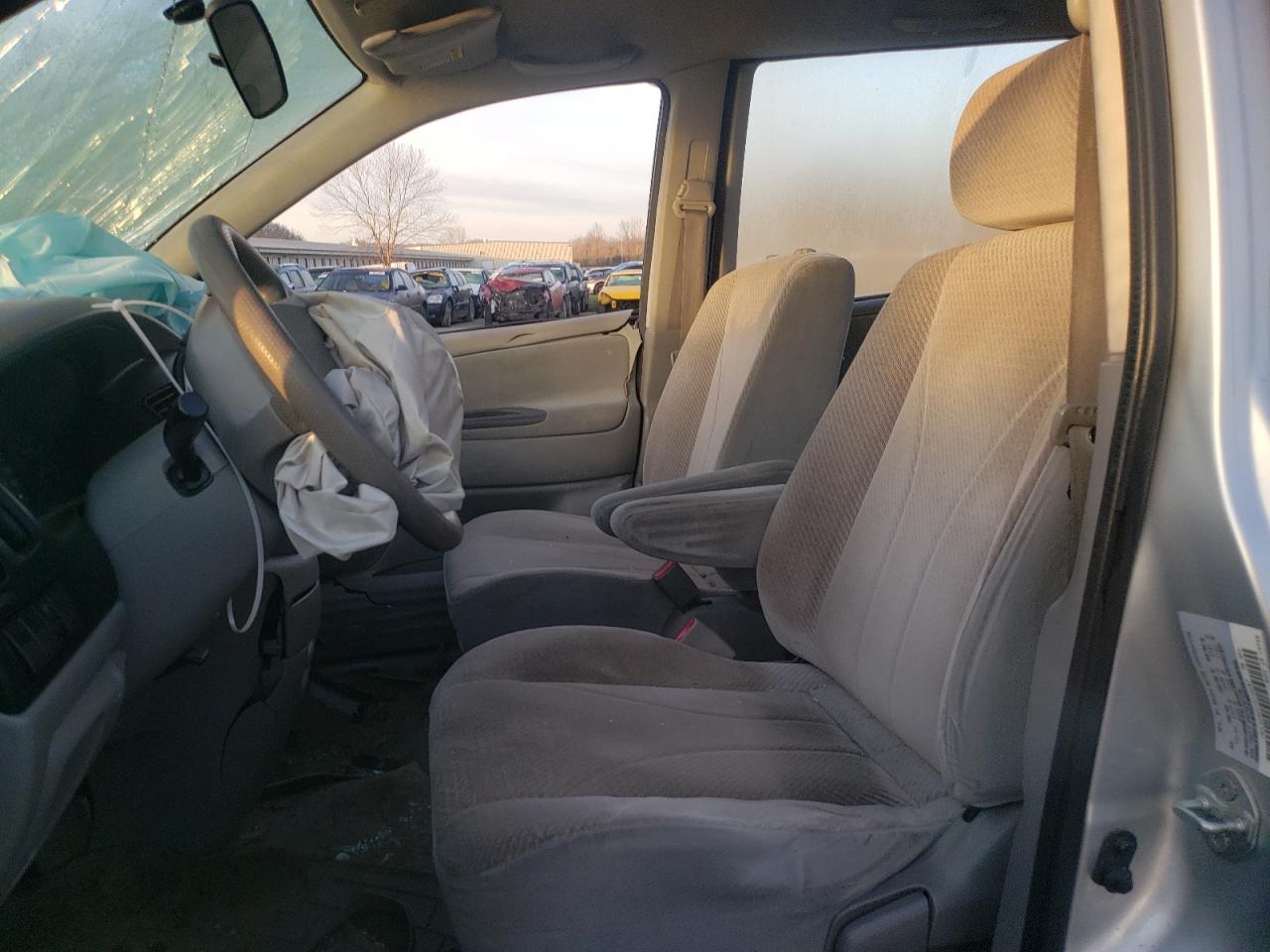 Photo 5 from auction – 2000 MAZDA MPV WAGON with VIN JM3LW28G5Y0138287