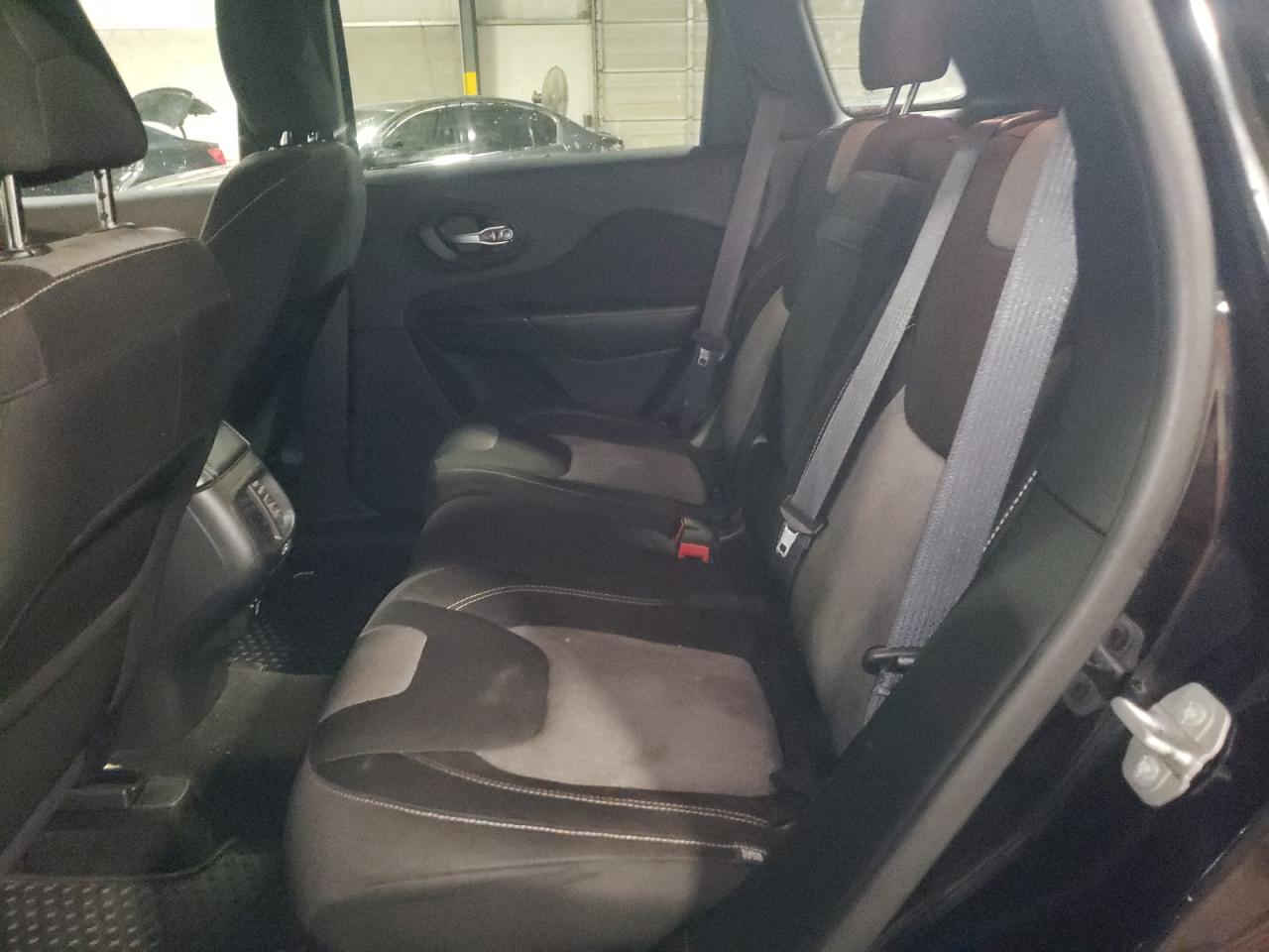 Photo 6 from auction – 2014 JEEP CHEROKEE L with VIN 1C4PJMCS0EW294326