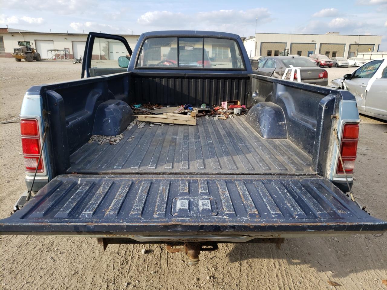 Photo 6 from auction – 1988 DODGE DAKOTA with VIN 1B7GN14X4JS608381