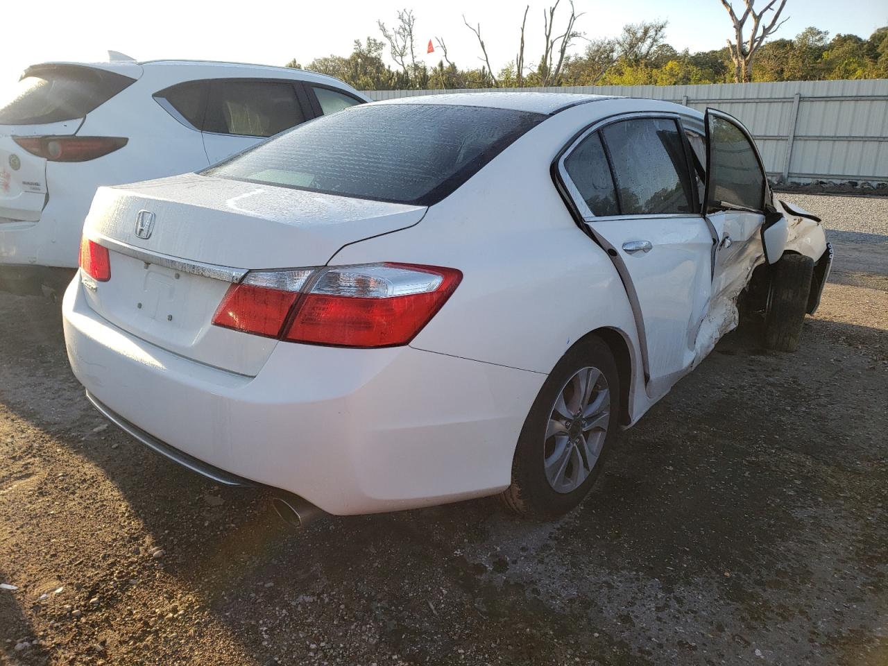 Photo 4 from auction – 2014 HONDA ACCORD LX with VIN 1HGCR2F34EA279780