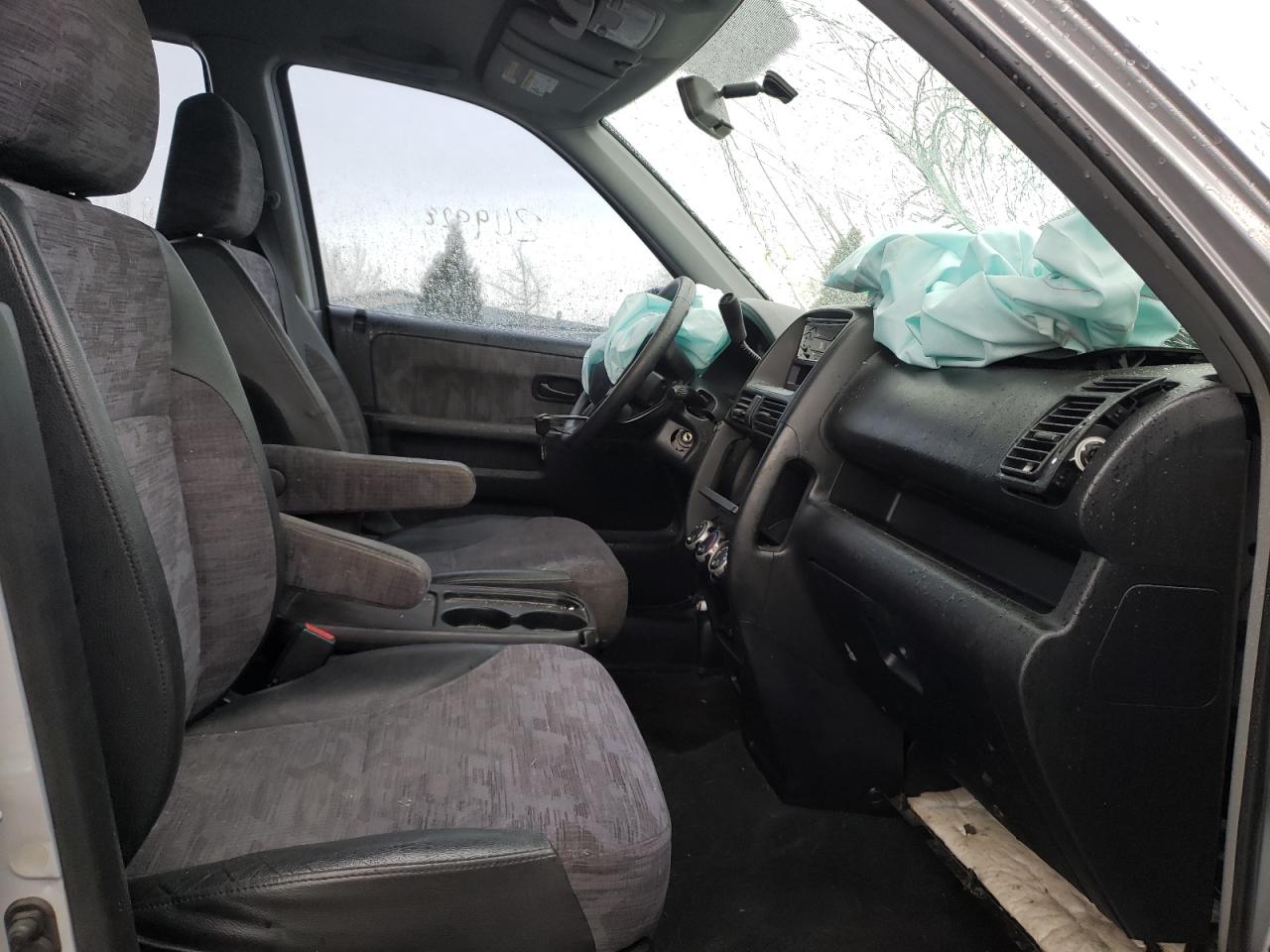 Photo 5 from auction – 2003 HONDA CRV with VIN JHLRD78403C006754