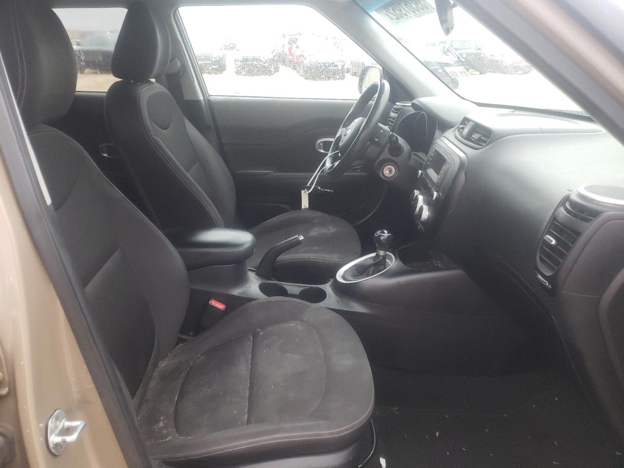 Photo 5 from auction – 2016 KIA SOUL with VIN KNDJN2A20G7244508