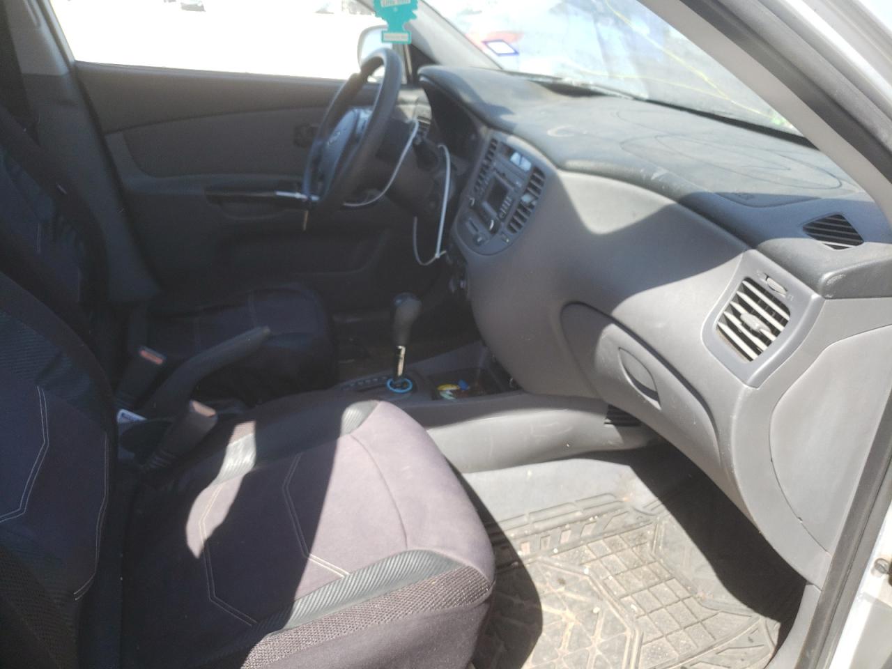 Photo 5 from auction – 2010 KIA RIO LX with VIN KNADH5A34A6659629