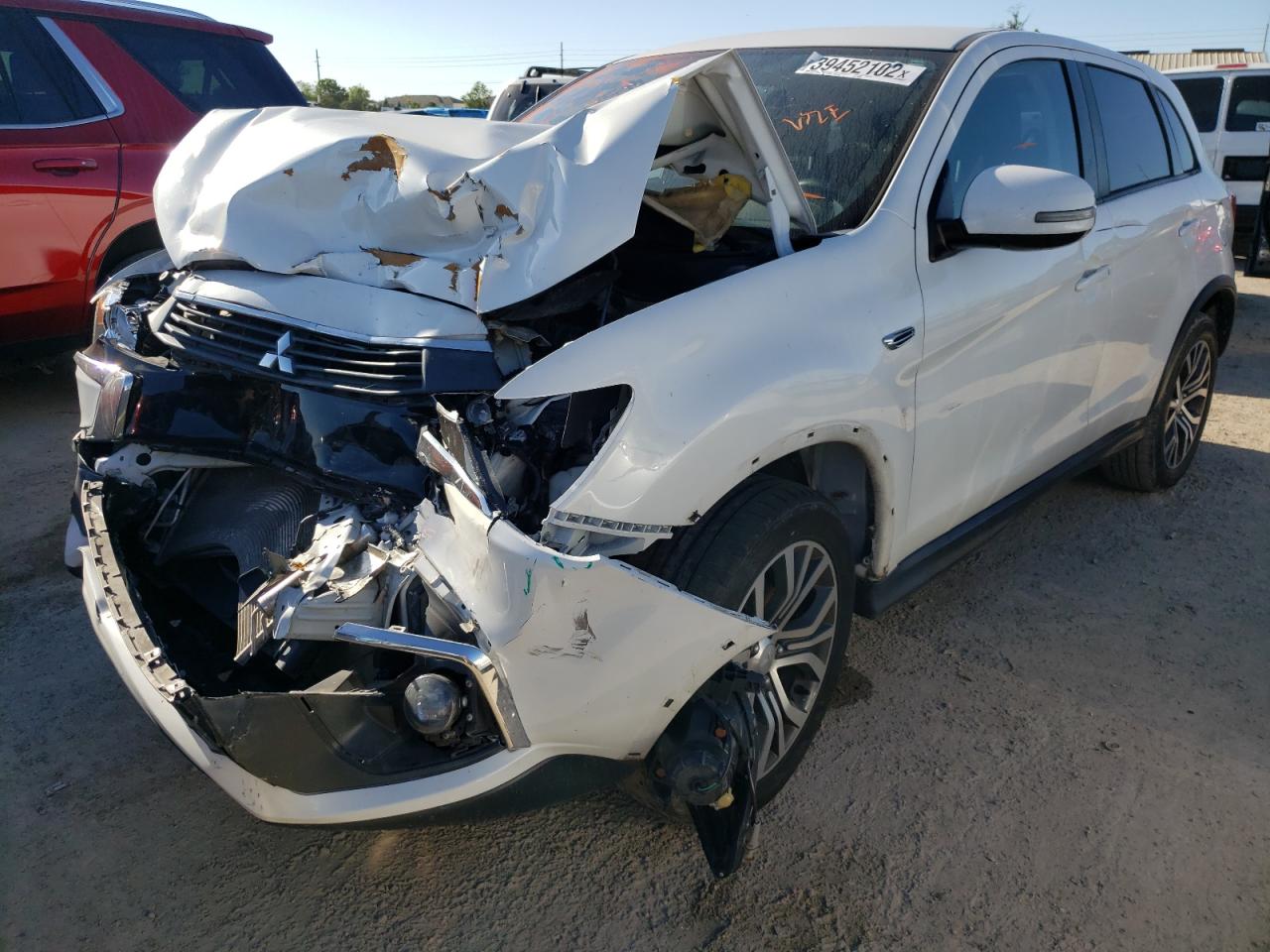 Photo 2 from auction – 2017 MITSUBISHI OUTLANDER with VIN JA4AP3AUXHZ068052