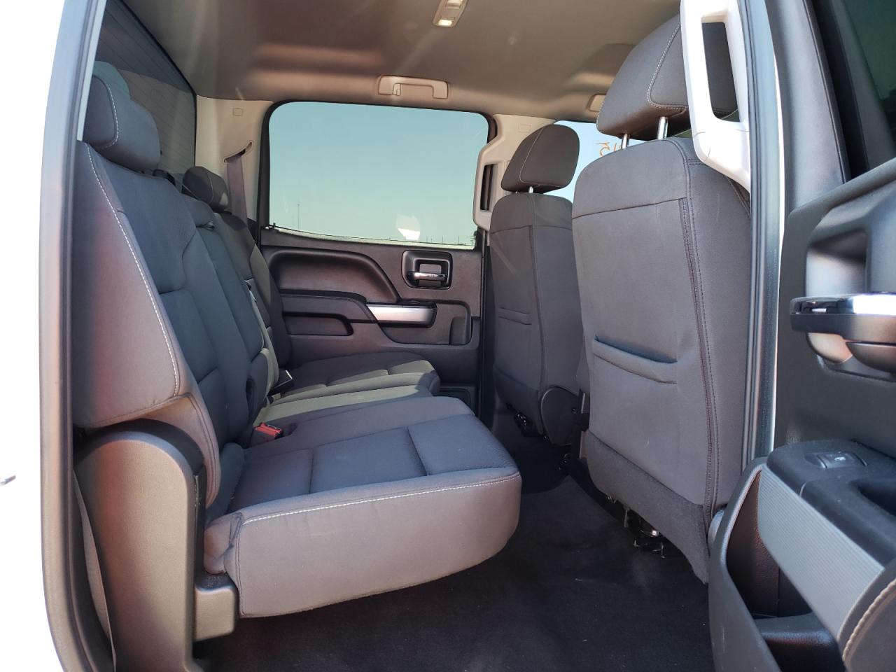 Photo 6 from auction – 2016 CHEVROLET SILVERADO with VIN 3GCUKRECXGG286920