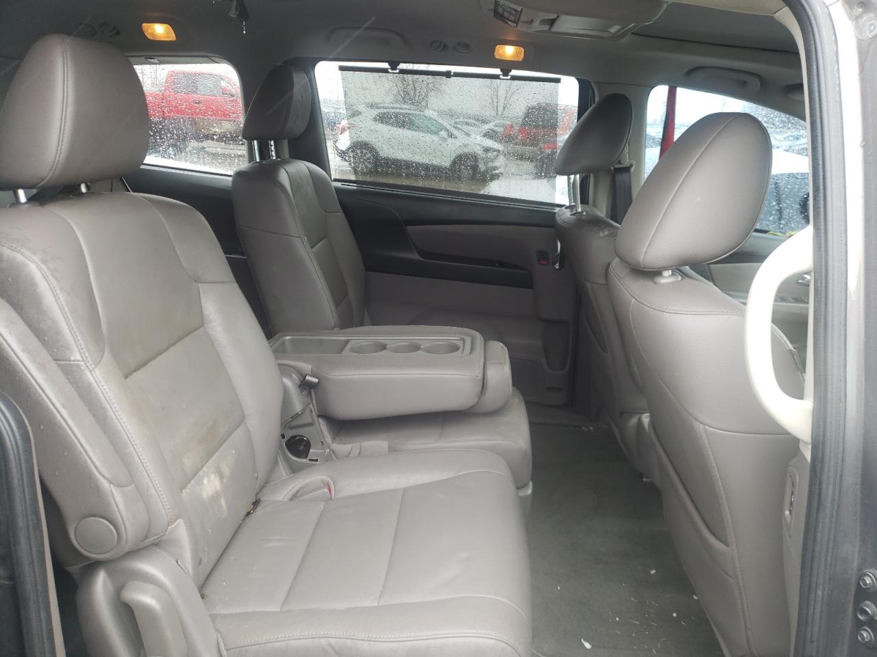 Photo 6 from auction – 2015 HONDA ODYSSEY EX with VIN 5FNRL5H69FB051625