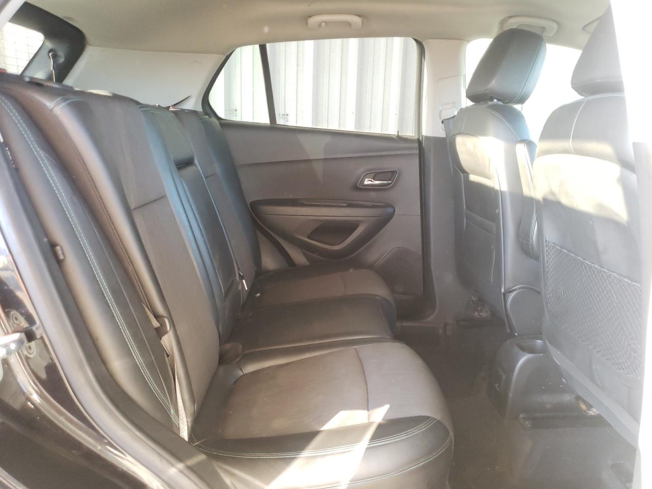 Photo 6 from auction – 2015 CHEVROLET TRAX 1LT with VIN KL7CJLSB4FB079144