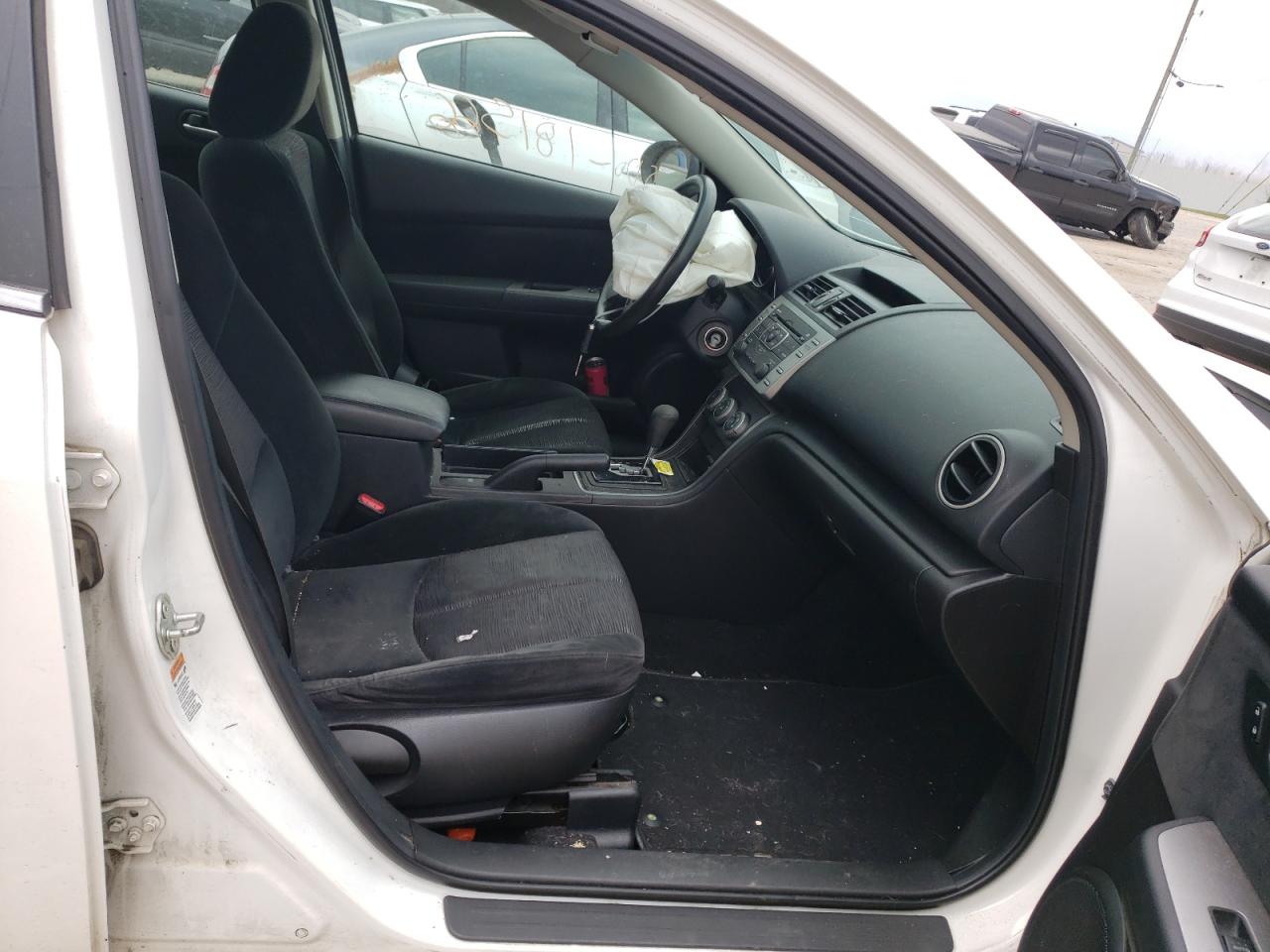 Photo 5 from auction – 2009 MAZDA 6 I with VIN 1YVHP81H495M51265