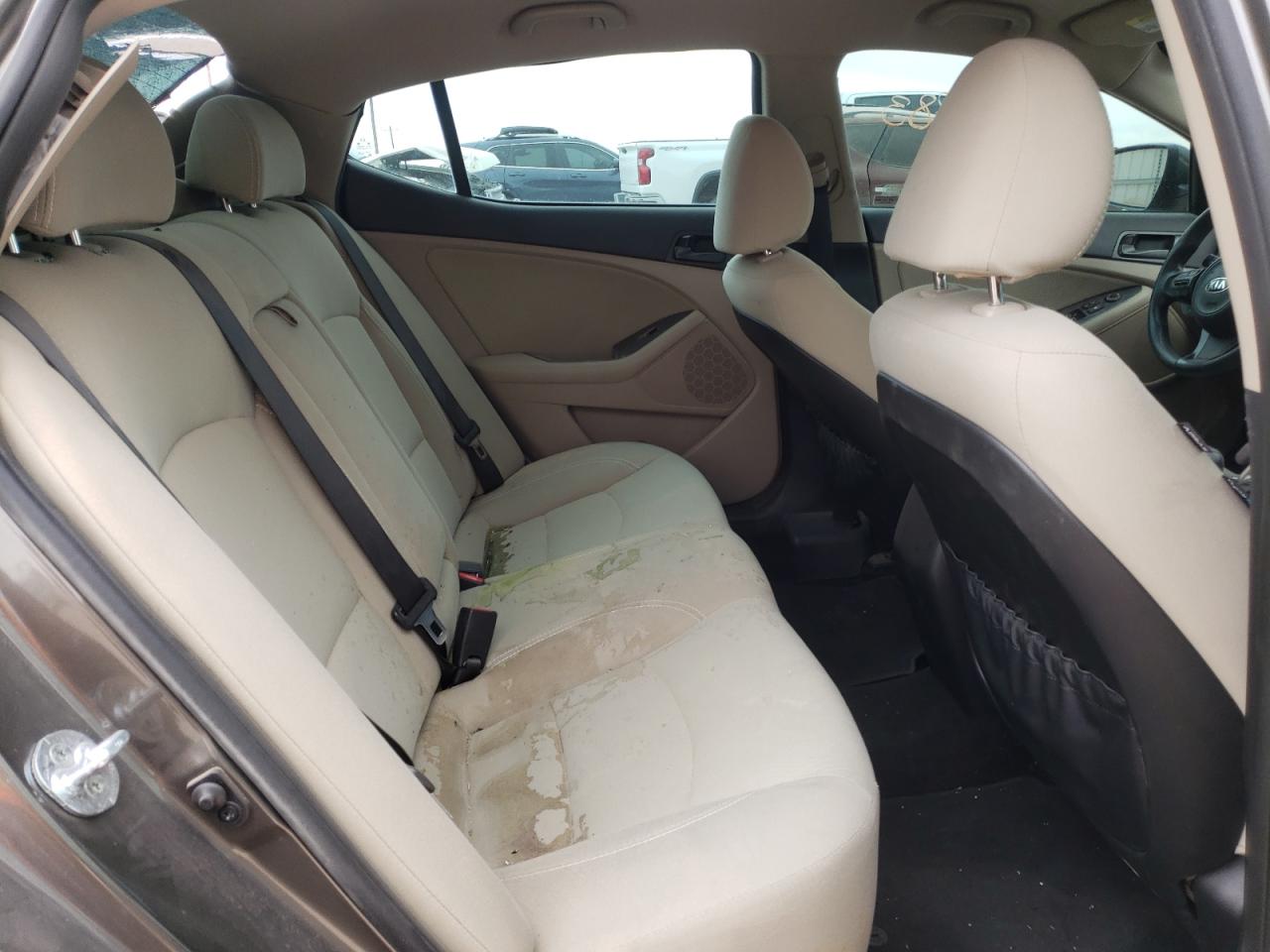 Photo 6 from auction – 2015 KIA OPTIMA LX with VIN 5XXGM4A71FG401876