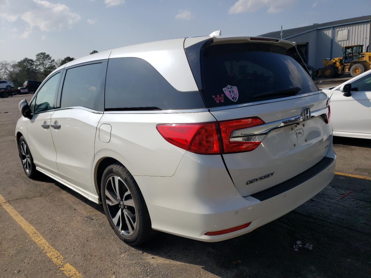 Photo 3 from auction – 2018 HONDA ODYSSEY EL with VIN 5FNRL6H96JB013410