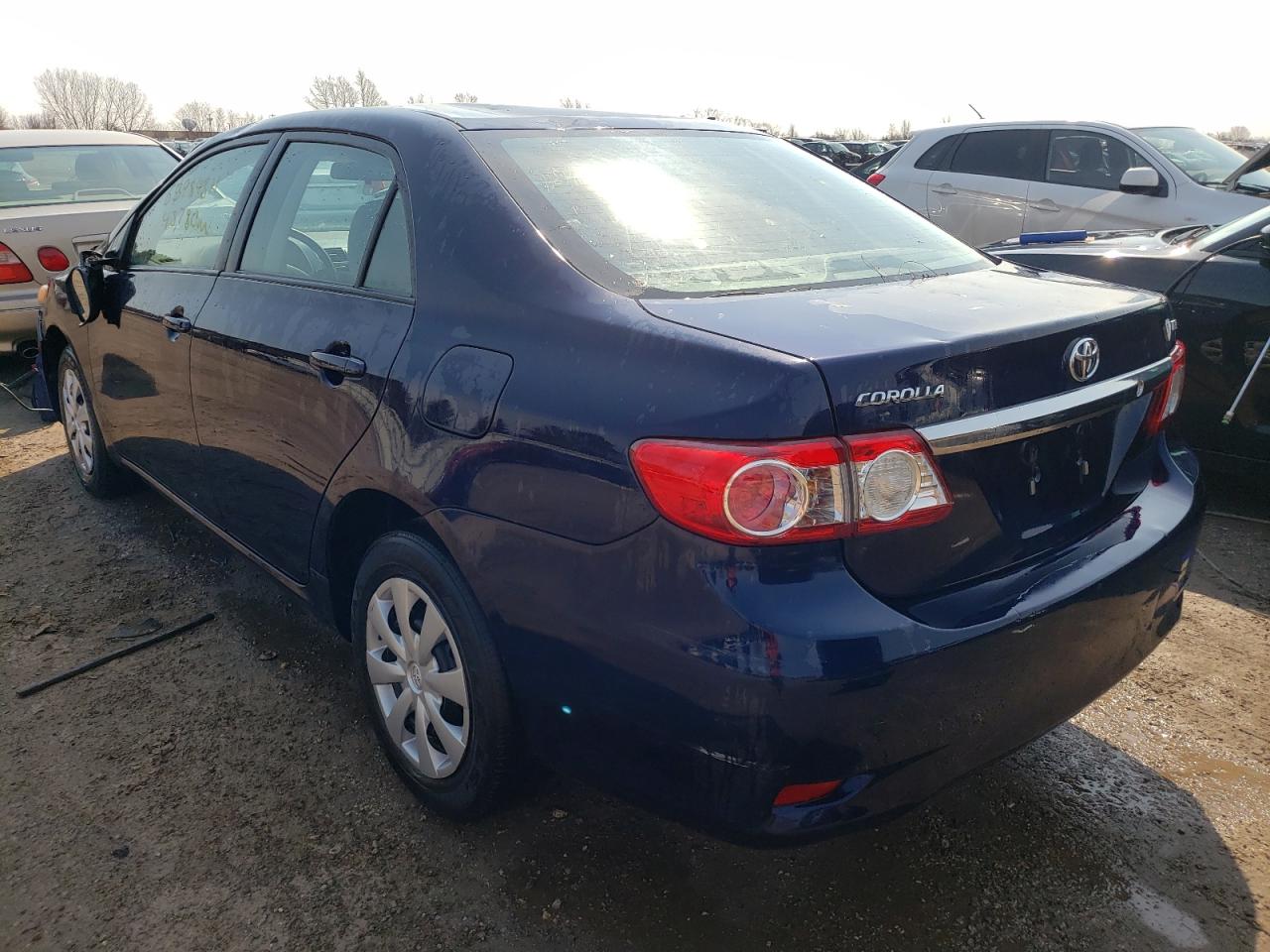 Photo 3 from auction – 2011 TOYOTA COROLLA with VIN 2T1BU4EE8BC733611