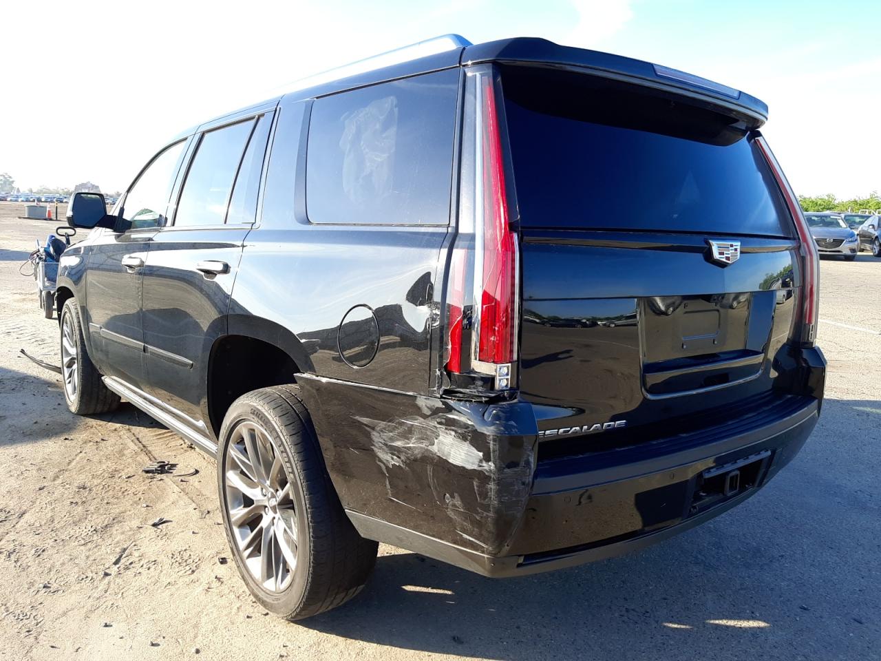 Photo 3 from auction – 2020 CADILLAC ESCALADE P with VIN 1GYS4DKJ6LR114279