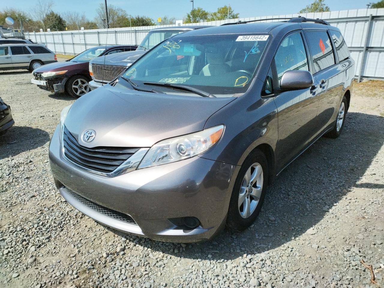 Photo 2 from auction – 2014 TOYOTA SIENNA LE with VIN 5TDKK3DC4ES450814