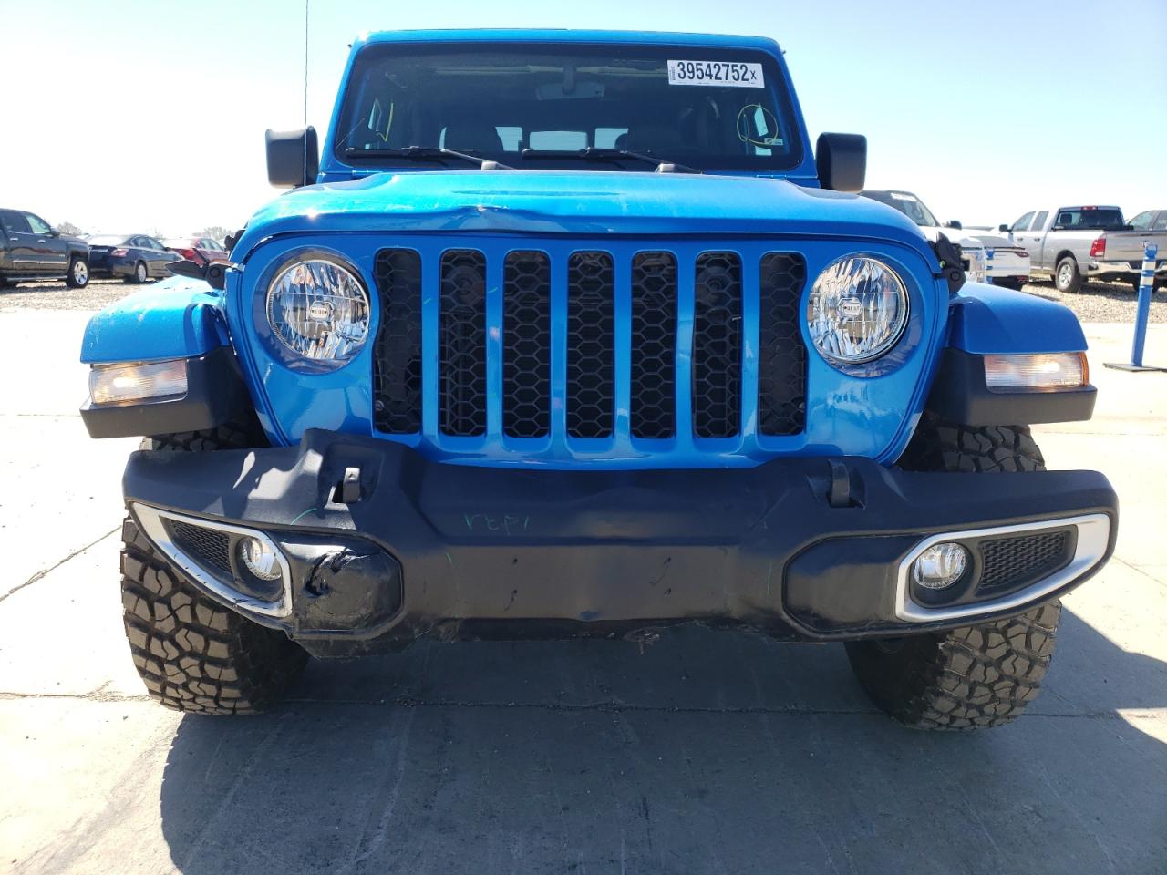 Photo 9 from auction – 2021 JEEP GLADIATOR with VIN 1C6HJTAG8ML585452