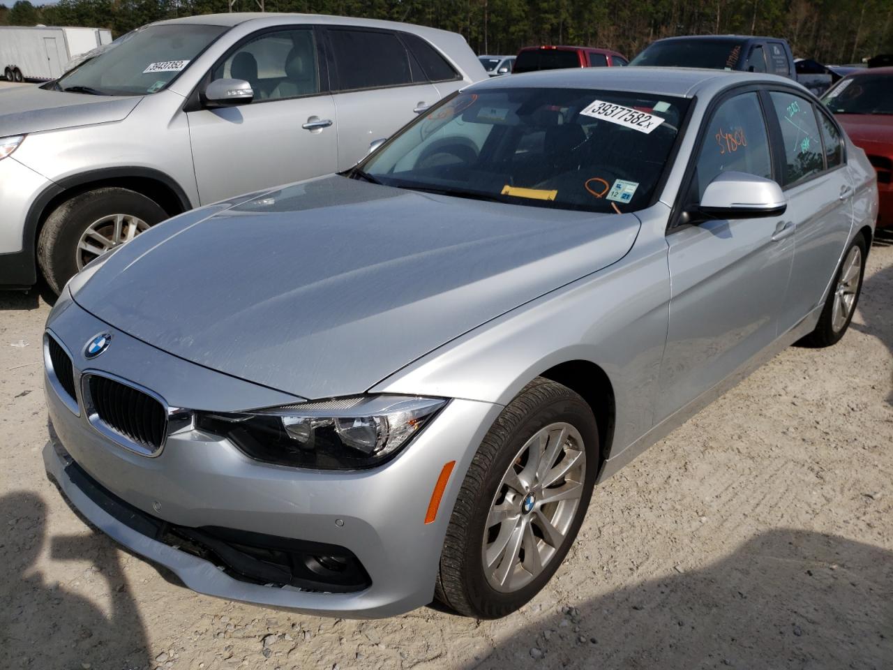 Photo 2 from auction – 2017 BMW 320 I with VIN WBA8E1G37HNU16598