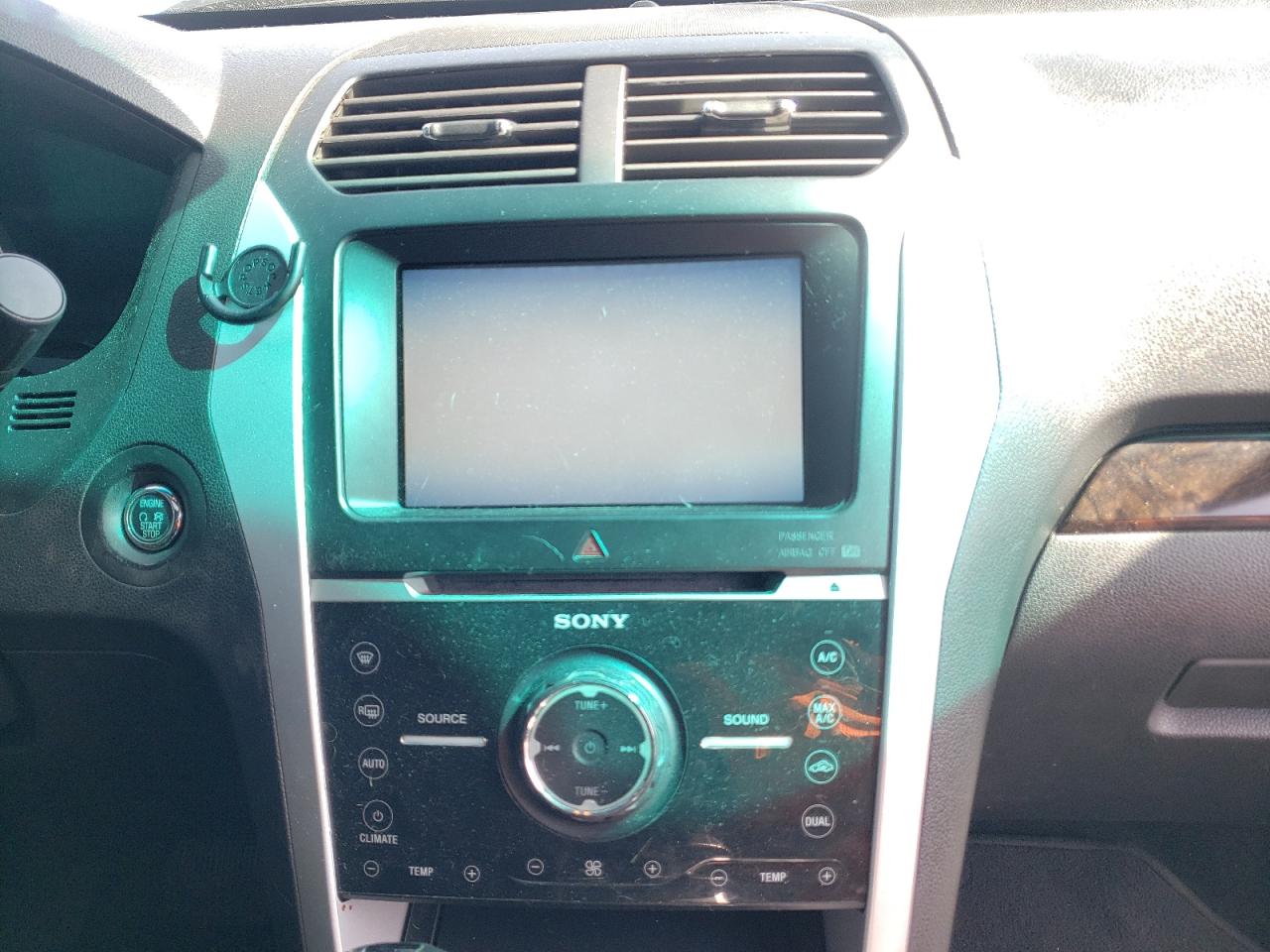 Photo 9 from auction – 2012 FORD EXPLORER L with VIN 1FMHK8F8XCGA73909