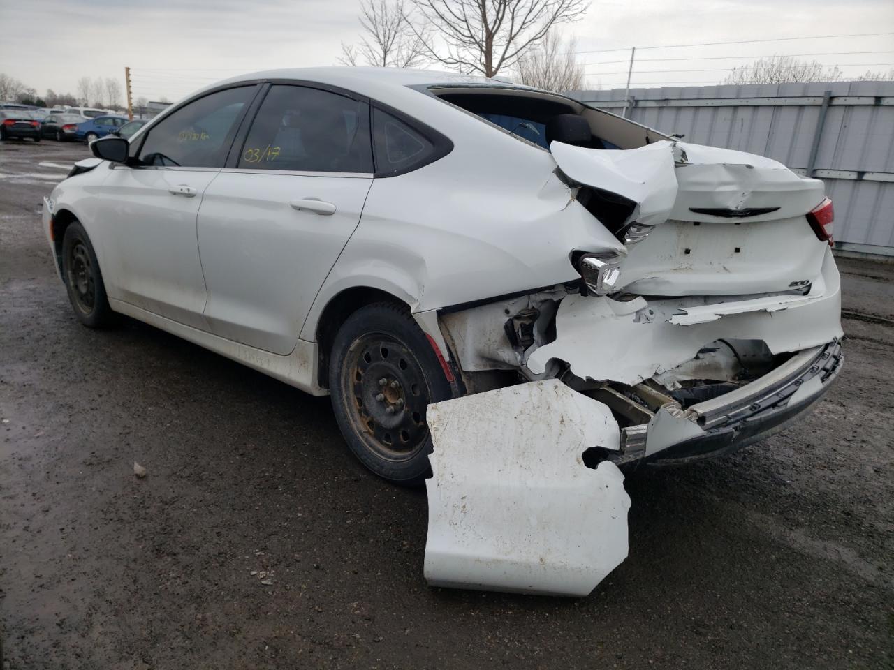 Photo 3 from auction – 2015 CHRYSLER 200 LIMITE with VIN 1C3CCCAB7FN570695