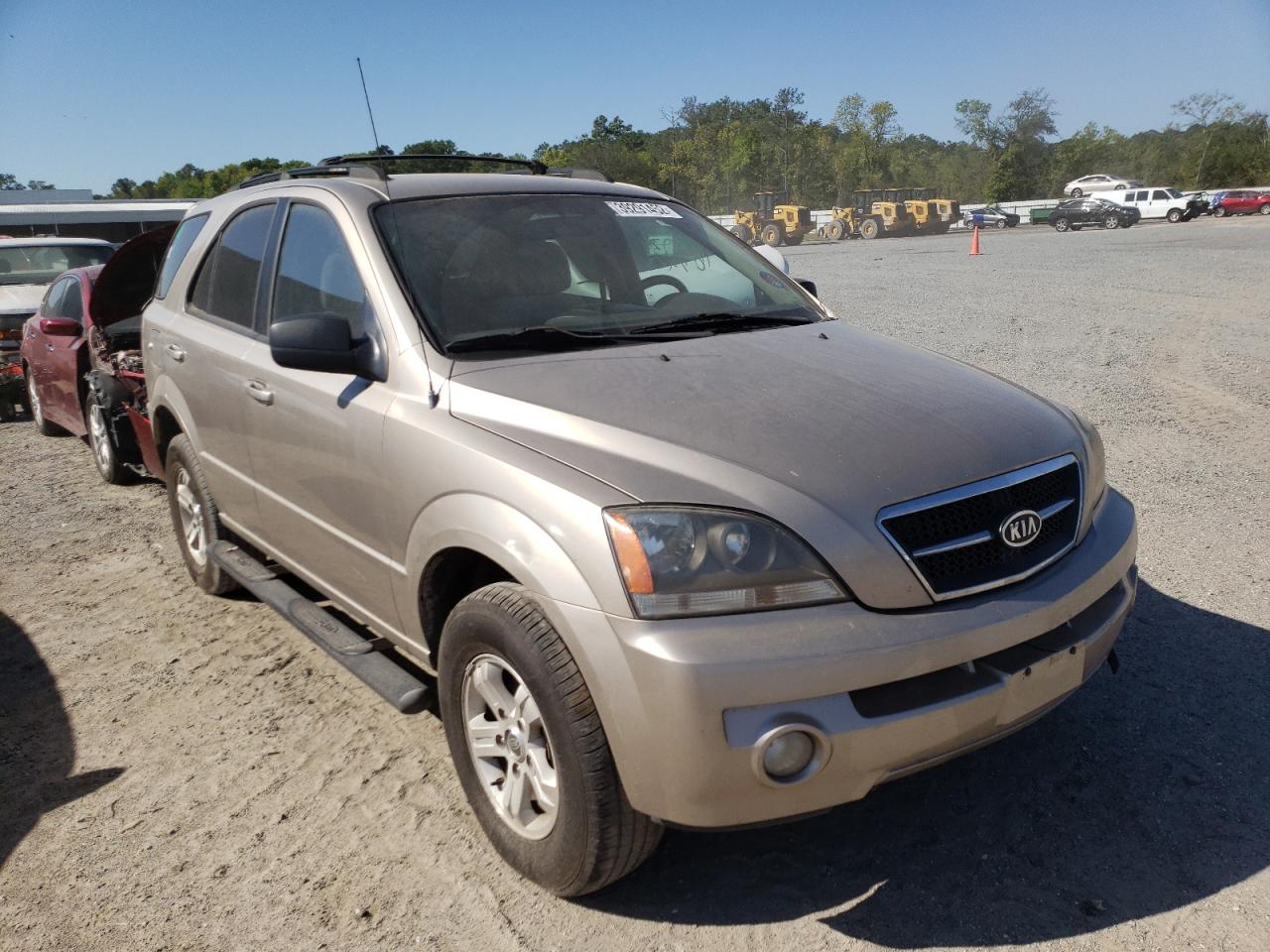 KIA SORENTO EX 2005 with VIN KNDJD733655420959 - Photo from auction