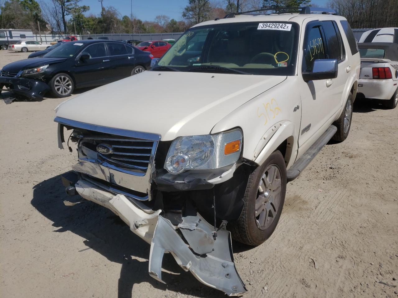 Photo 2 from auction – 2008 FORD EXPLORER L with VIN 1FMEU75E08UA35418