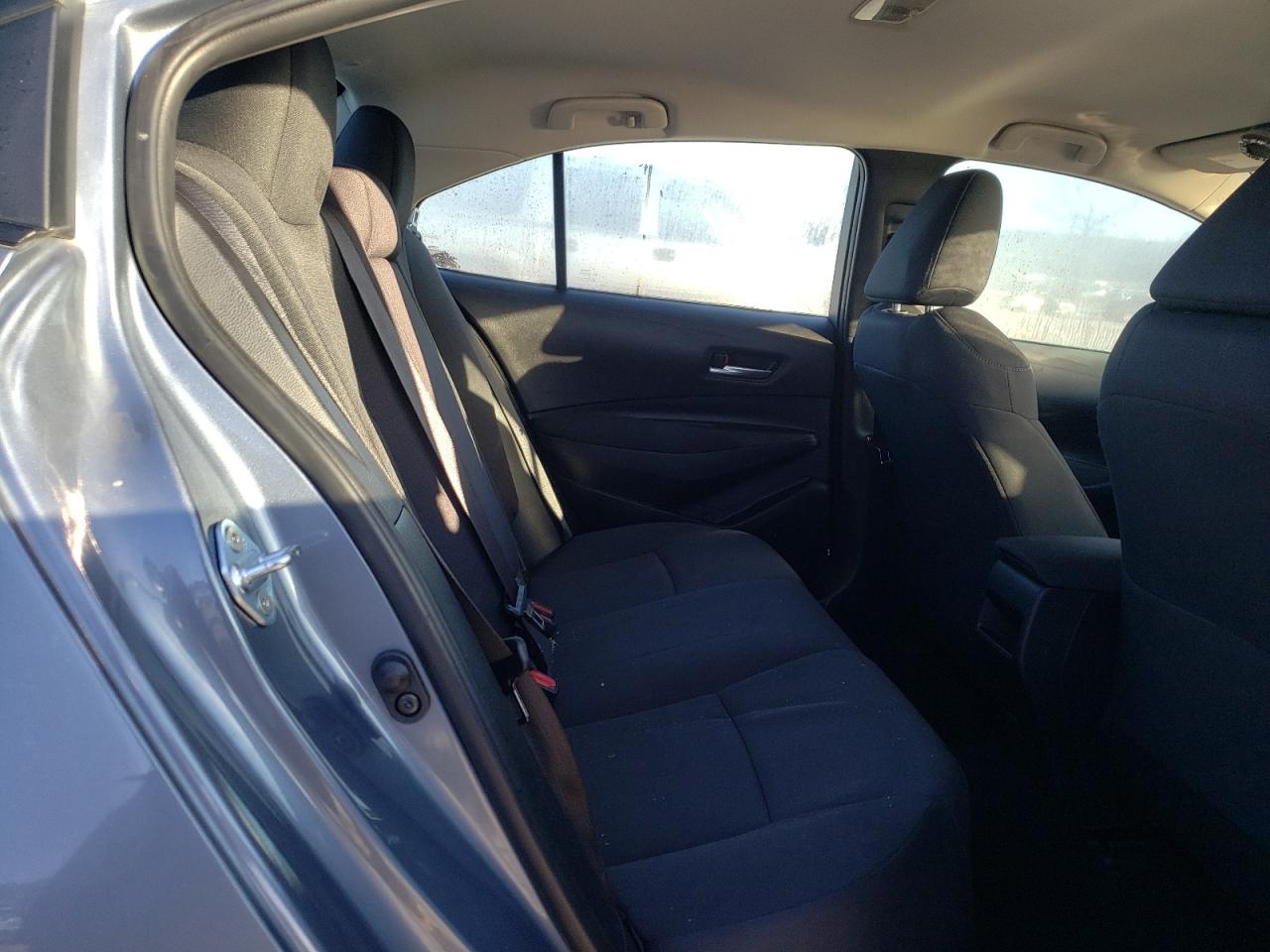 Photo 6 from auction – 2021 TOYOTA COROLLA LE with VIN 5YFEPMAE9MP227864