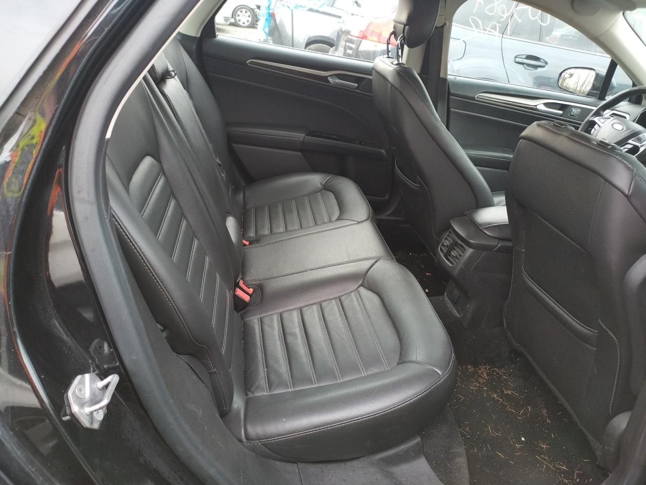 Photo 6 from auction – 2014 FORD FUSION SE with VIN 3FA6P0LUXER367053