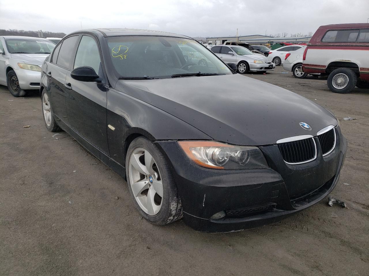 BMW 325 I 2006 with VIN WBAVB13516KX64687 - Photo from auction