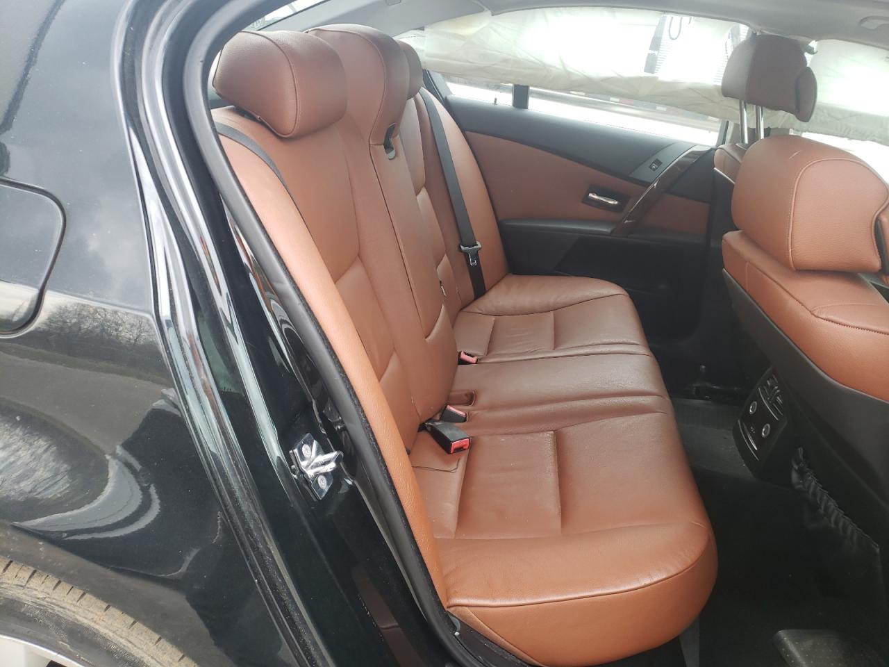 Photo 6 from auction – 2007 BMW 525 I with VIN WBANE53557CY07034