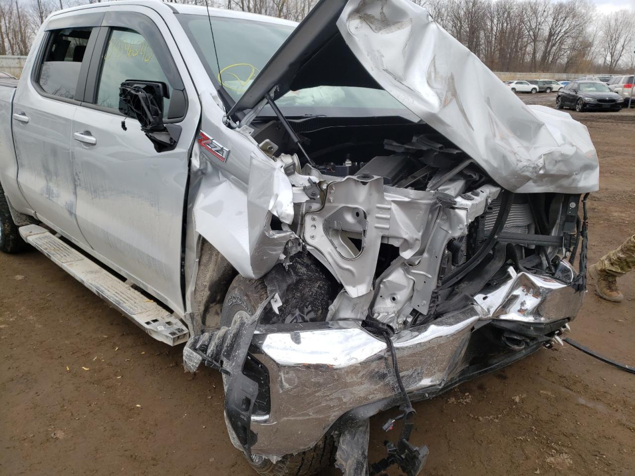 Photo 9 from auction – 2021 CHEVROLET SILVERADO with VIN 1GCUYDED3MZ403078