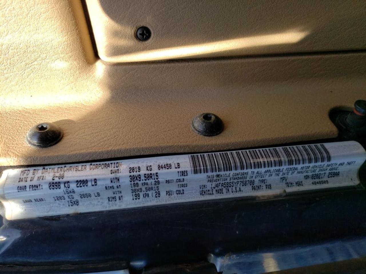 Photo 10 from auction – 2000 JEEP WRANGLER / with VIN 1J4FA59S5YP758700